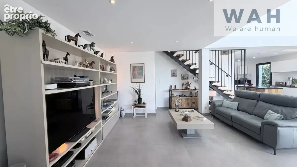 Maison contemporaine en R+1 de 120 m2 - 4 Pièces - Candillar - photo 4