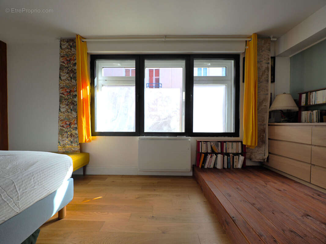 Appartement à LES LILAS