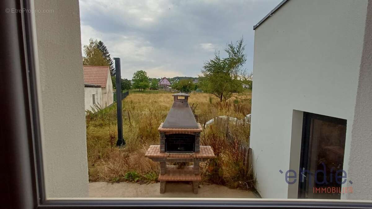 Maison de caractère avec dépendance de 150 m²  Terrain de 27,26 ares - photo 3