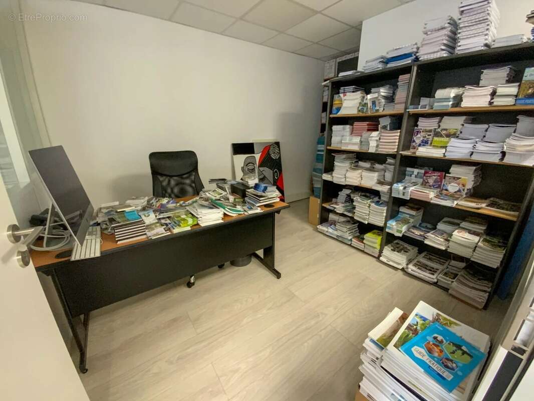 Commerce à LE RAINCY