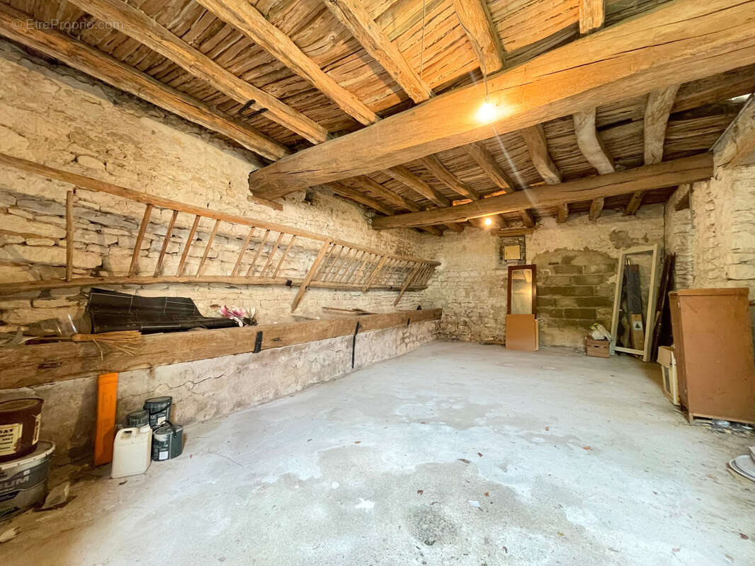 Maison à vendre 7 pièces CHARMOY (89) - photo 16