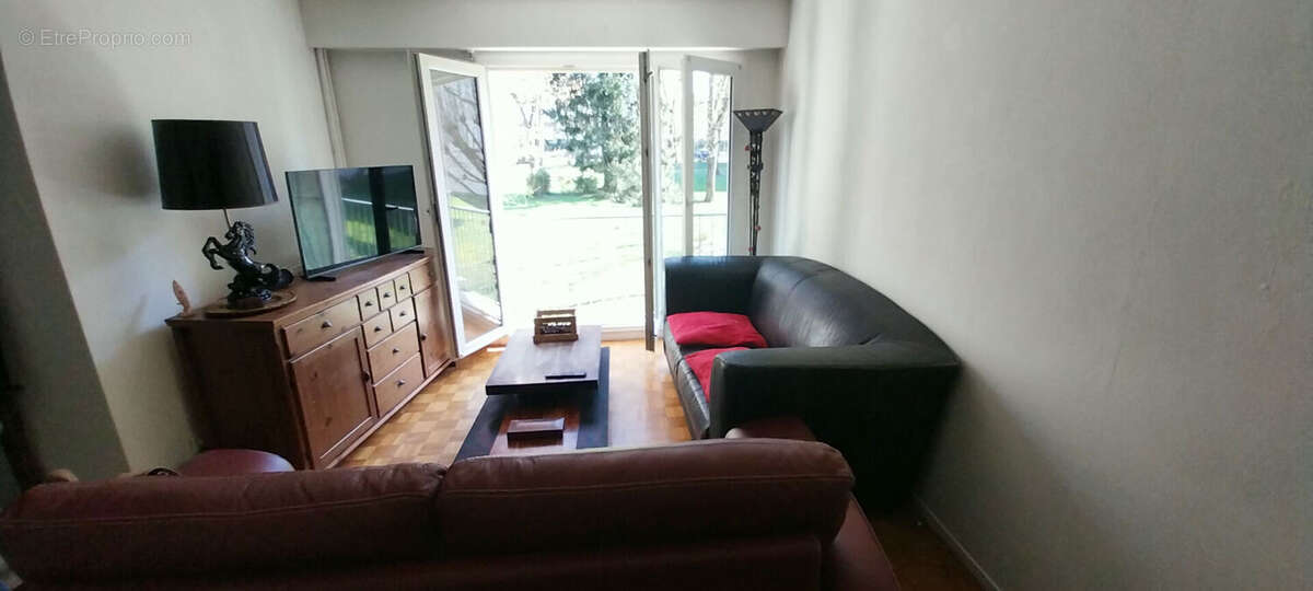 Appartement à EPERNON