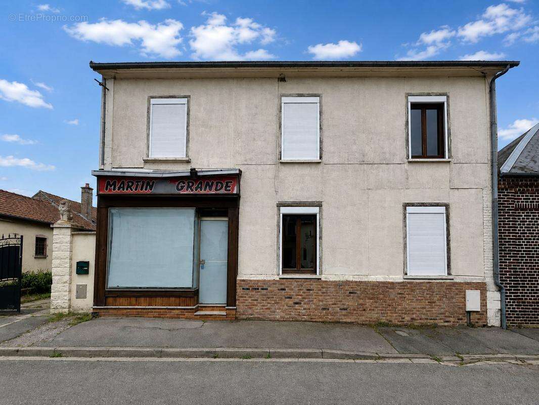 Maison à FEUQUIERES