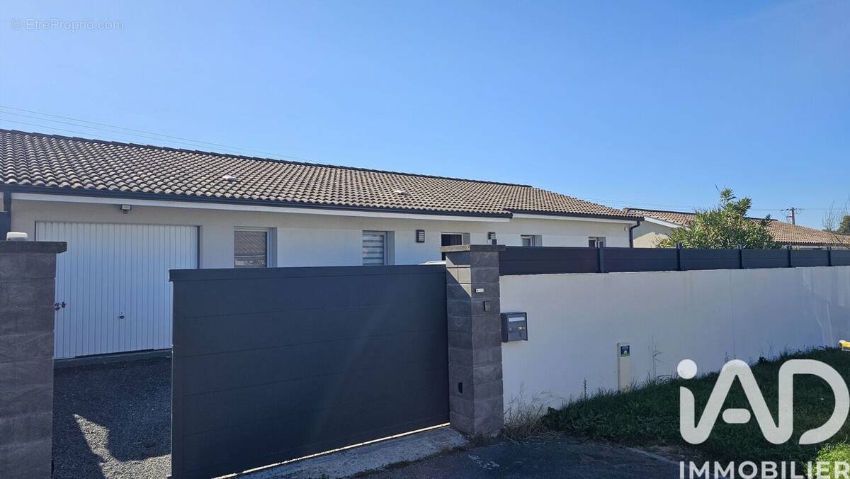 Photo 1 - Maison à SAINT-GERVAIS