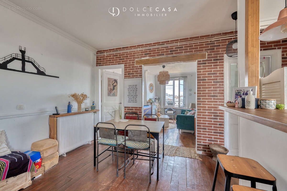 Appartement à LE PERREUX-SUR-MARNE