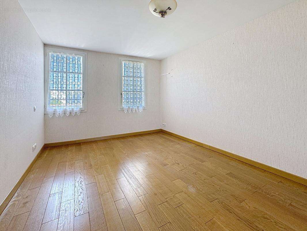Appartement À Vendre - photo 9