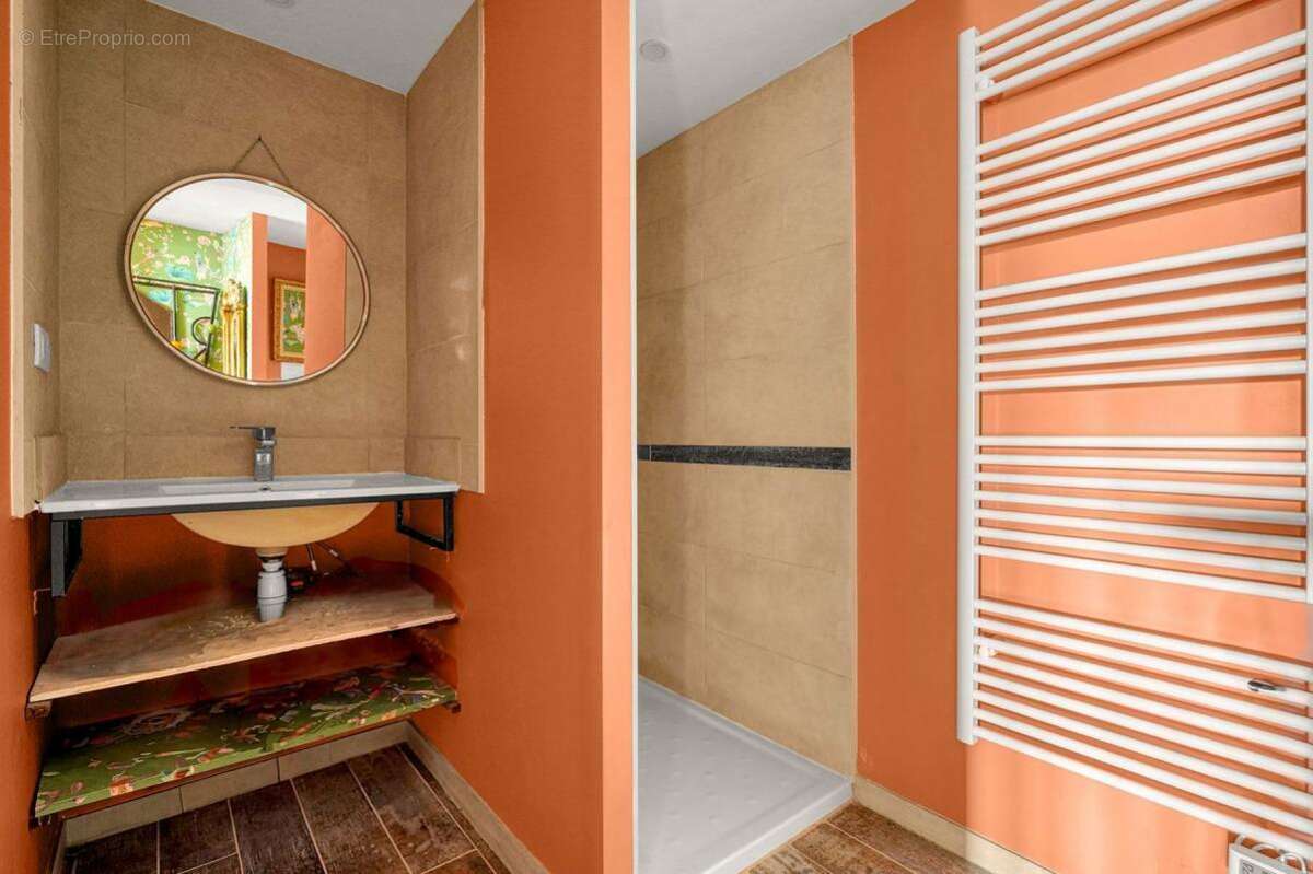 Maison à CASTELNAU-PICAMPEAU