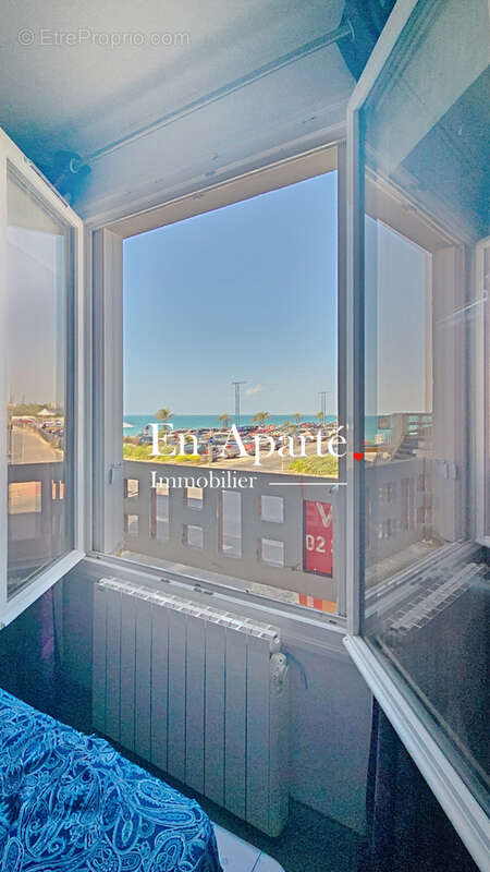Appartement à DONVILLE-LES-BAINS