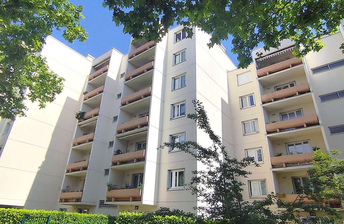 Appartement à LYON-8E