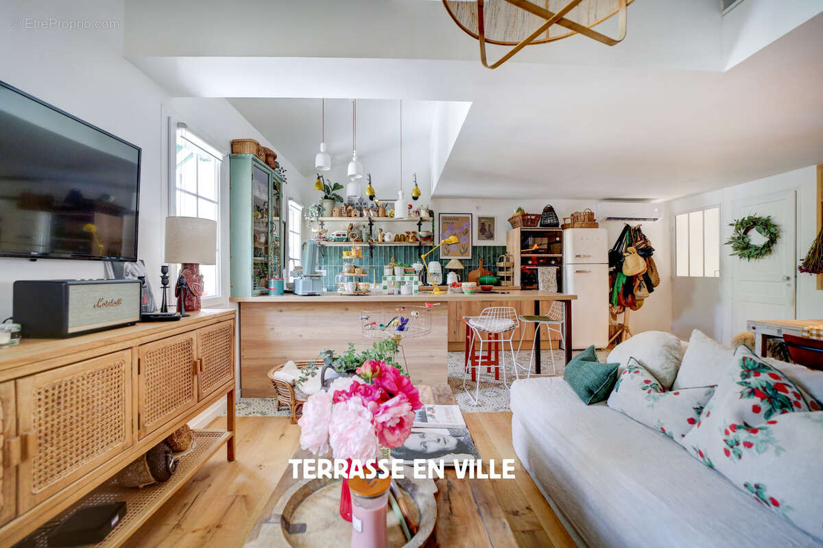 Appartement à SAINT-CYR-SUR-MER