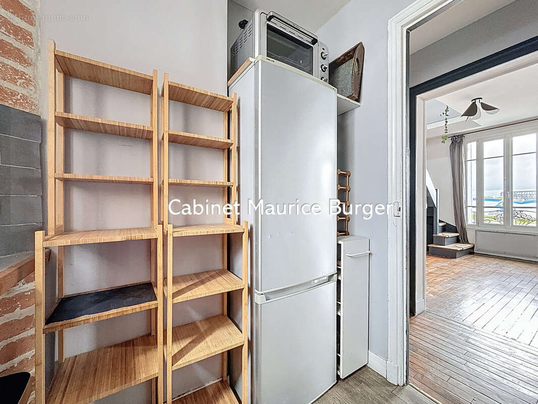 Appartement à COURBEVOIE