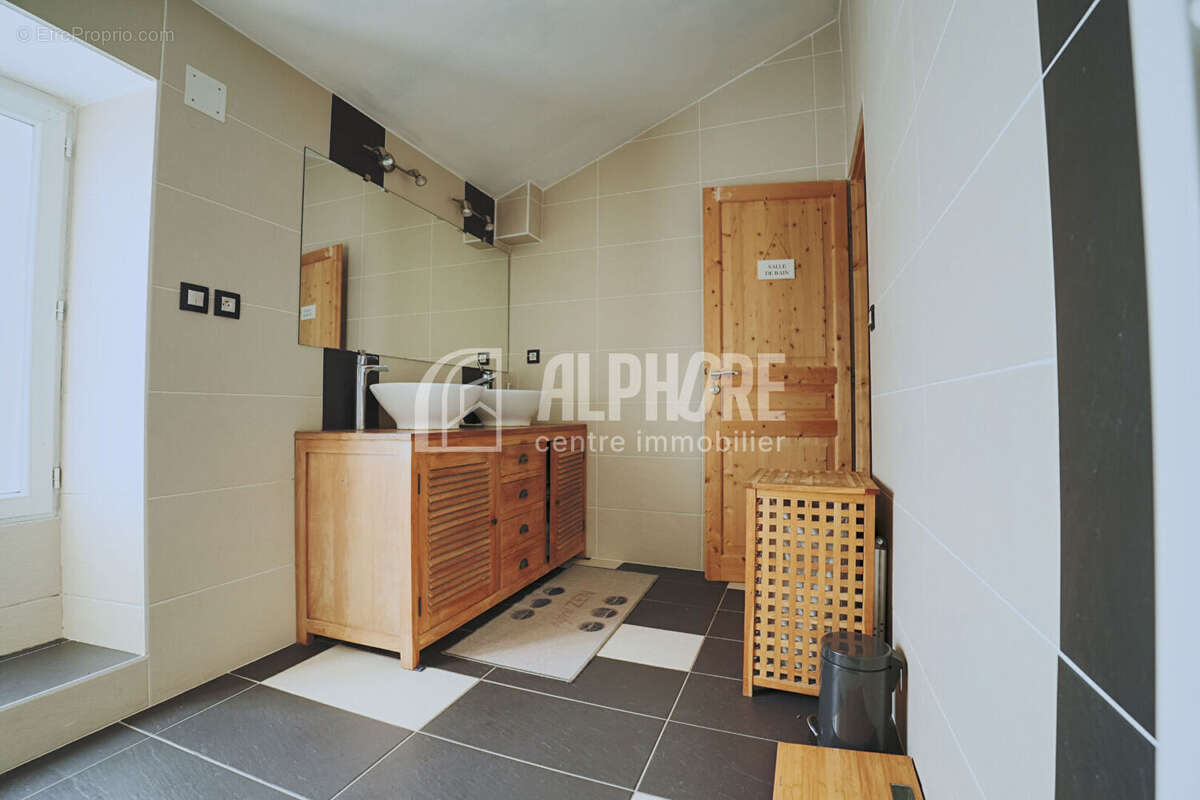 Maison Venansault 4 pièce(s) - photo 11