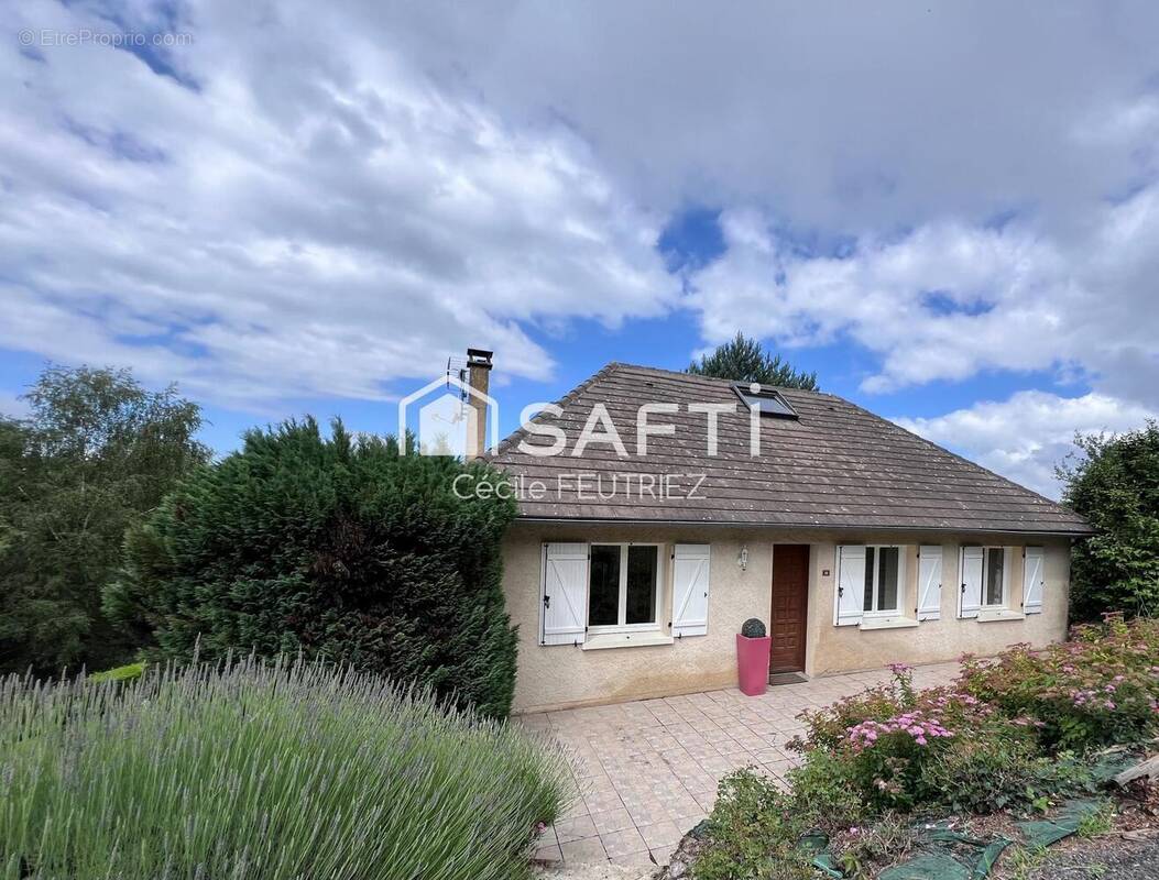 Photo 1 - Maison à AUBAZINES