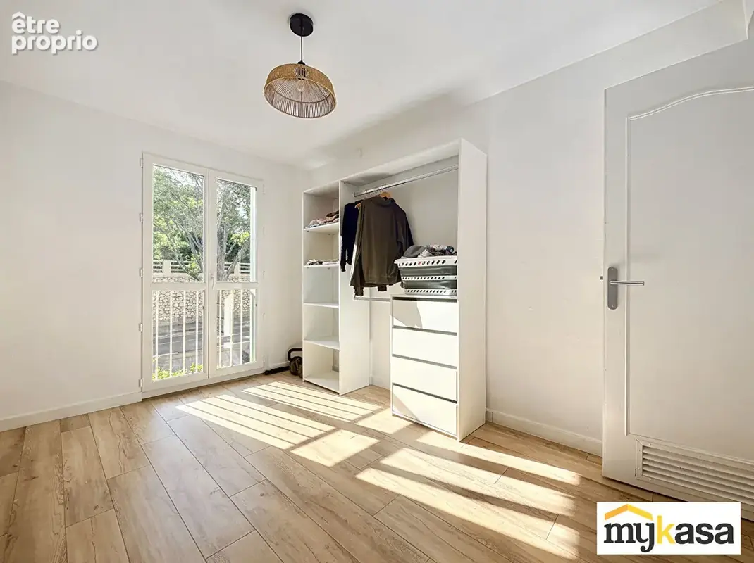 Appartement Martigues rénové avec vue sur l'étang 3 pièce(s) 63 m2 - photo 7