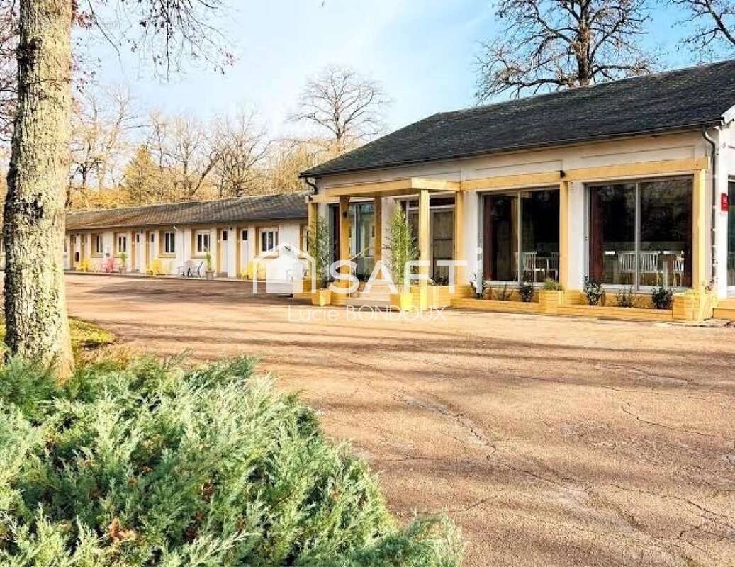 Photo 2 - Commerce à MESVES-SUR-LOIRE