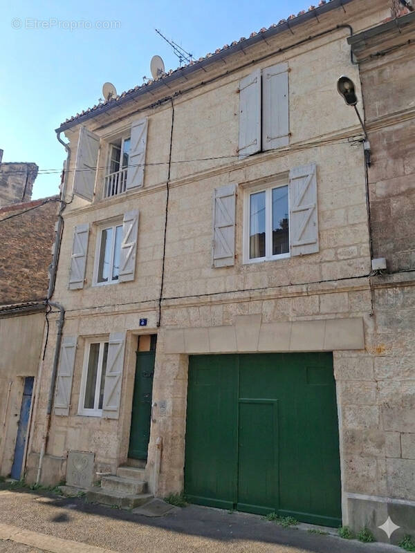 Maison à ANGOULEME