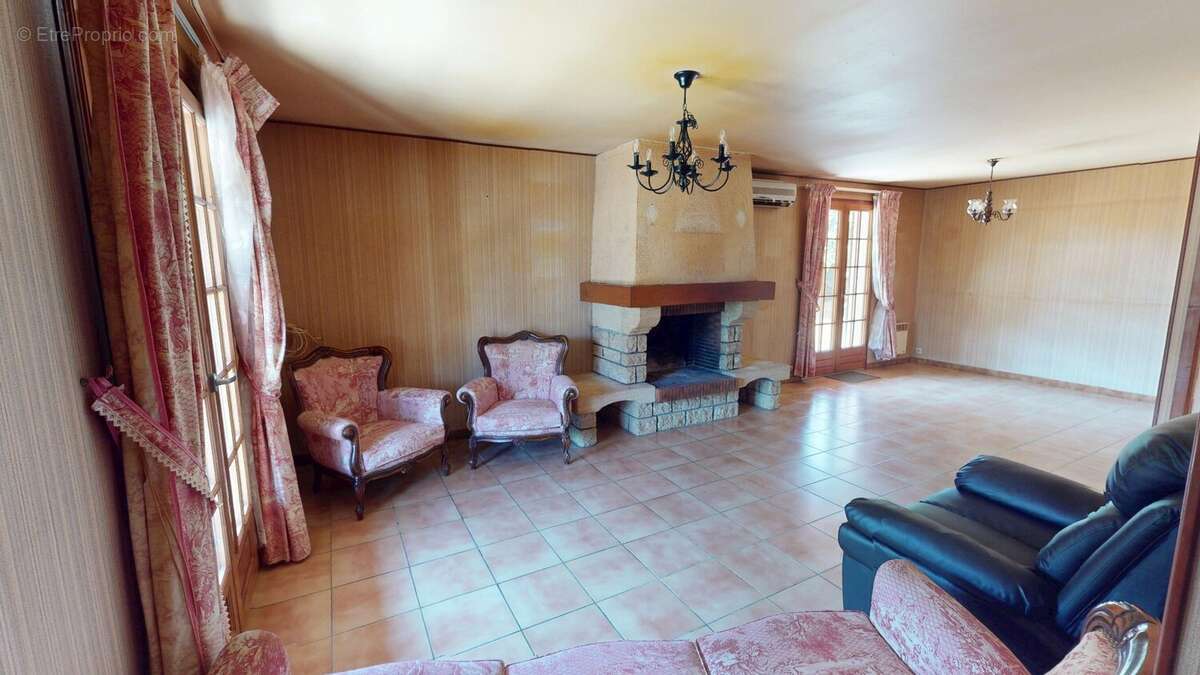 Exclusivite ! quartier prise ! - photo 3