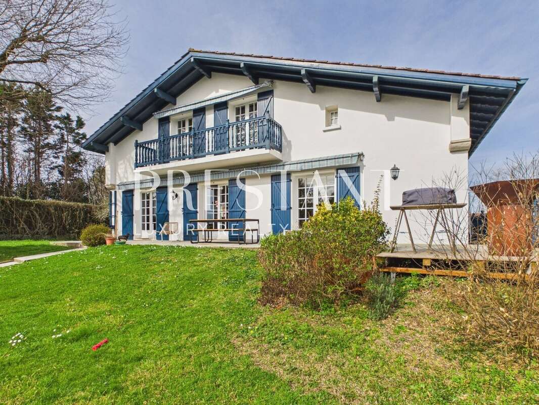 Maison à ARBONNE