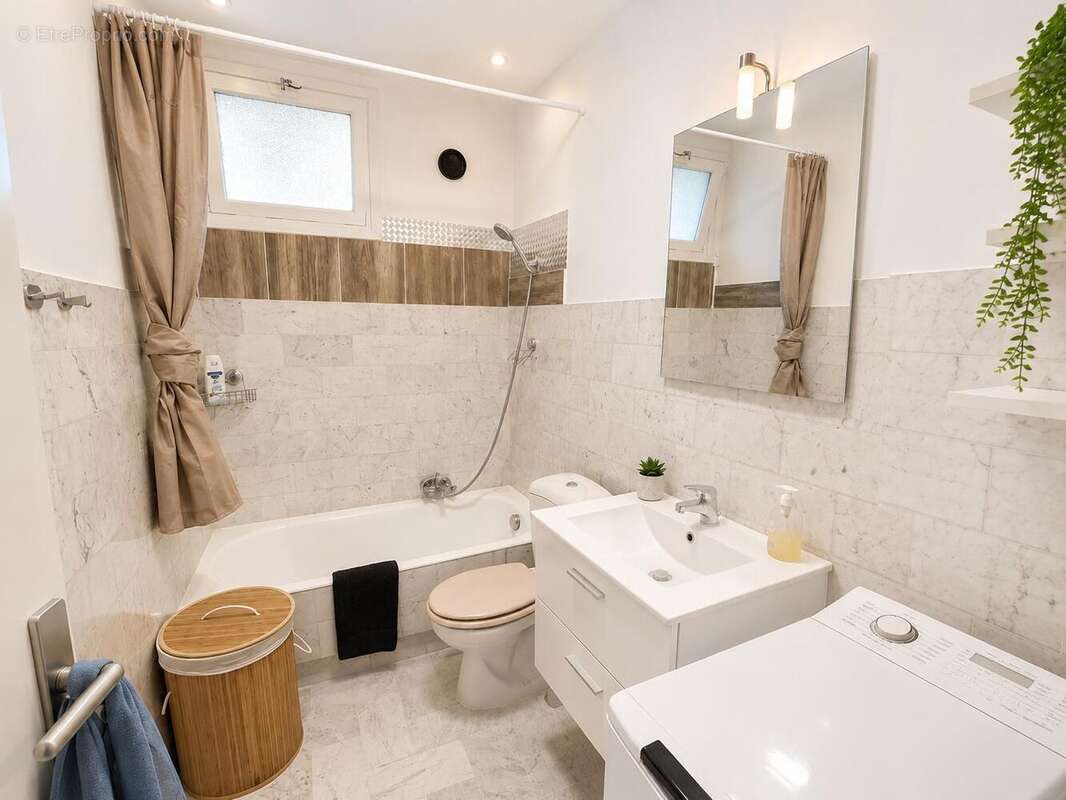   - Appartement à NICE
