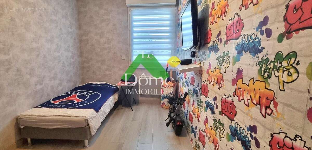 Maison à LACHAPELLE-SAINT-PIERRE