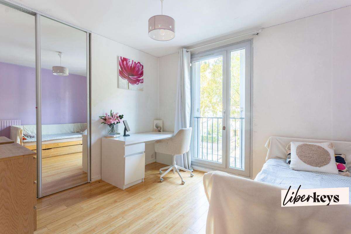 Appartement à COLOMBES