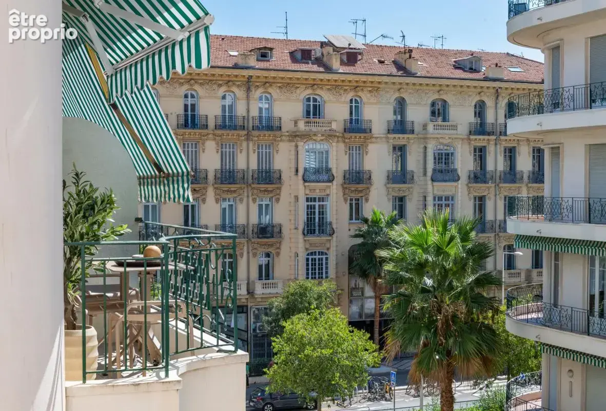NICE Victor Hugo 3P 87m² luxe balcon cave - photo 10