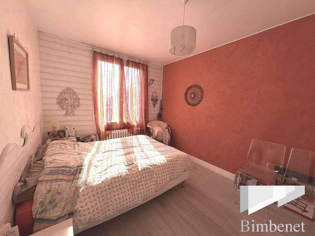 Appartement à FLEURY-LES-AUBRAIS