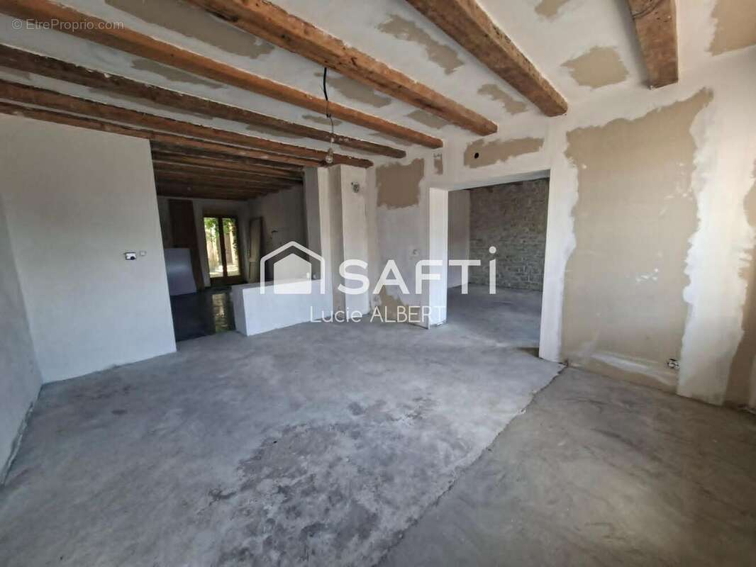 Maison 286 m² à Grostenquin  - photo 2