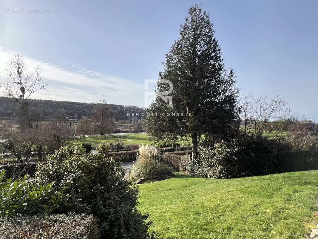 Maison à BEAUMONT-LE-ROGER