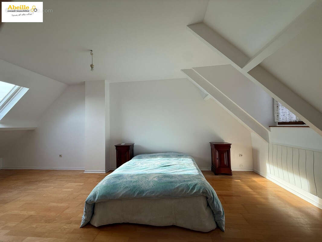 Maison à BREUX-JOUY