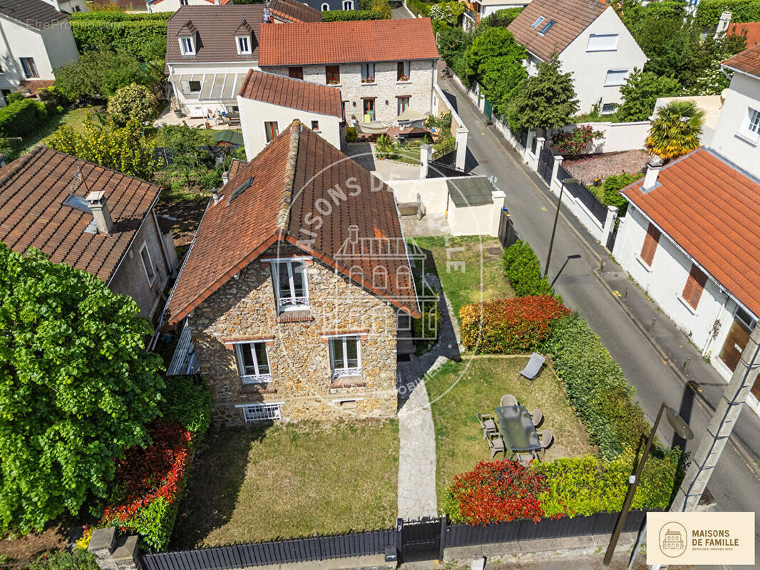 Maison à LE PECQ