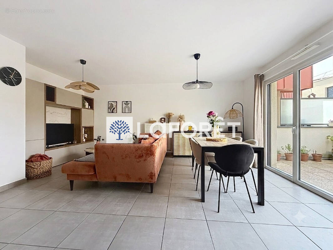 Appartement à BEYNOST
