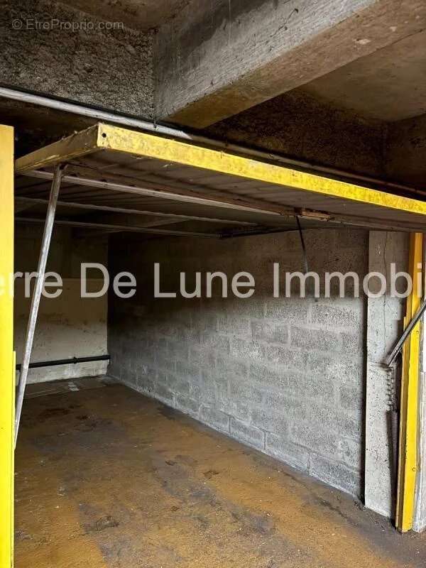 Box fermé sécurisé – Quai Gillet 4ième –sous-sol - photo 2
