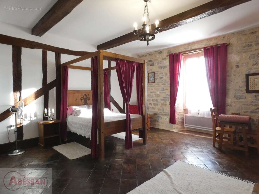 Maison à CORDES-SUR-CIEL