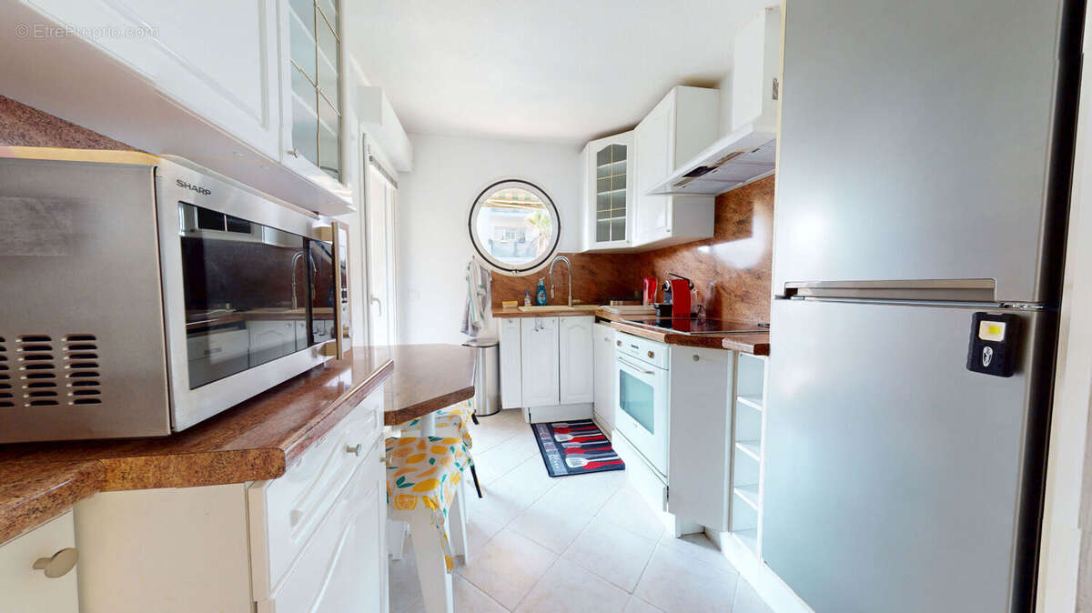 Appartement à SAINT-RAPHAEL