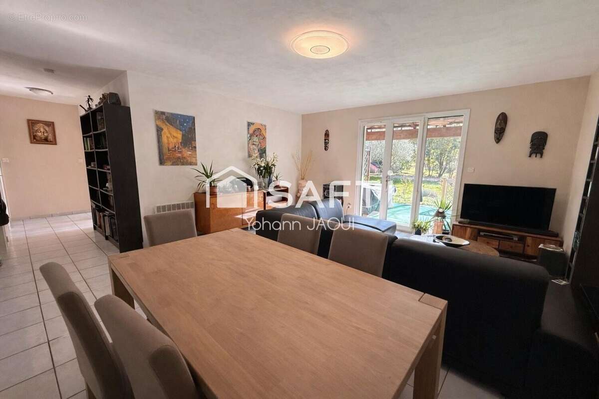 Photo 5 - Maison à TOURVES