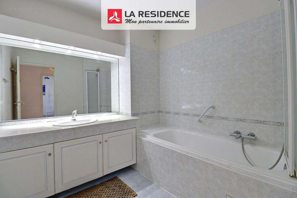 Appartement 80 m² à Frejus  - photo 9
