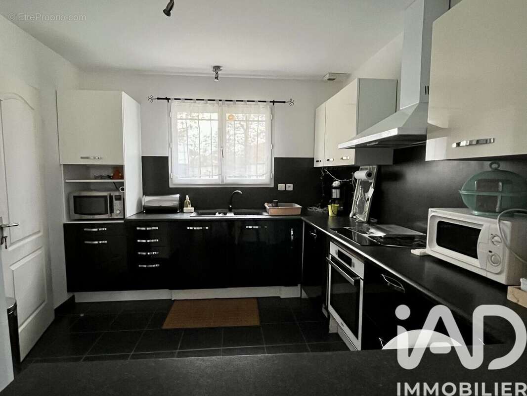 Photo 5 - Maison à SAINT-MORILLON