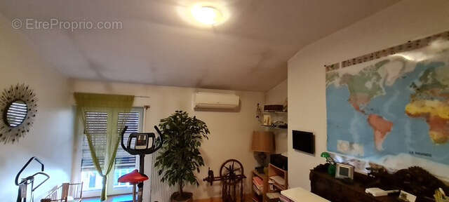 Maison à LA CLAYETTE