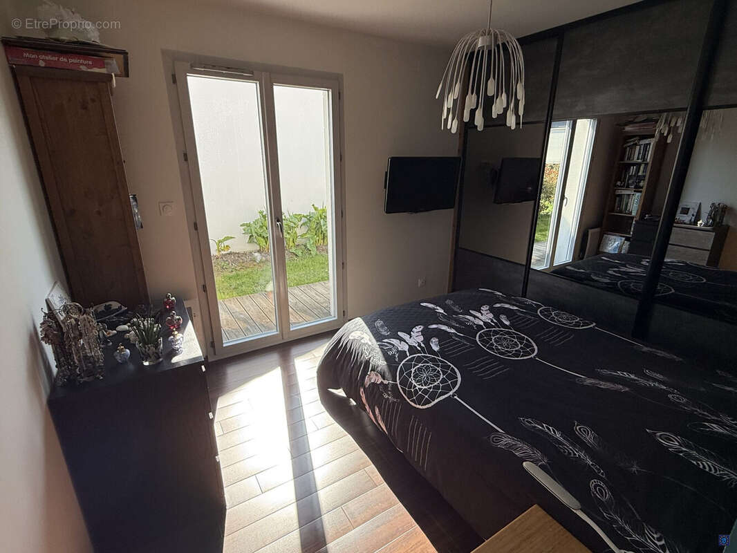 Maison à MORNAC-SUR-SEUDRE