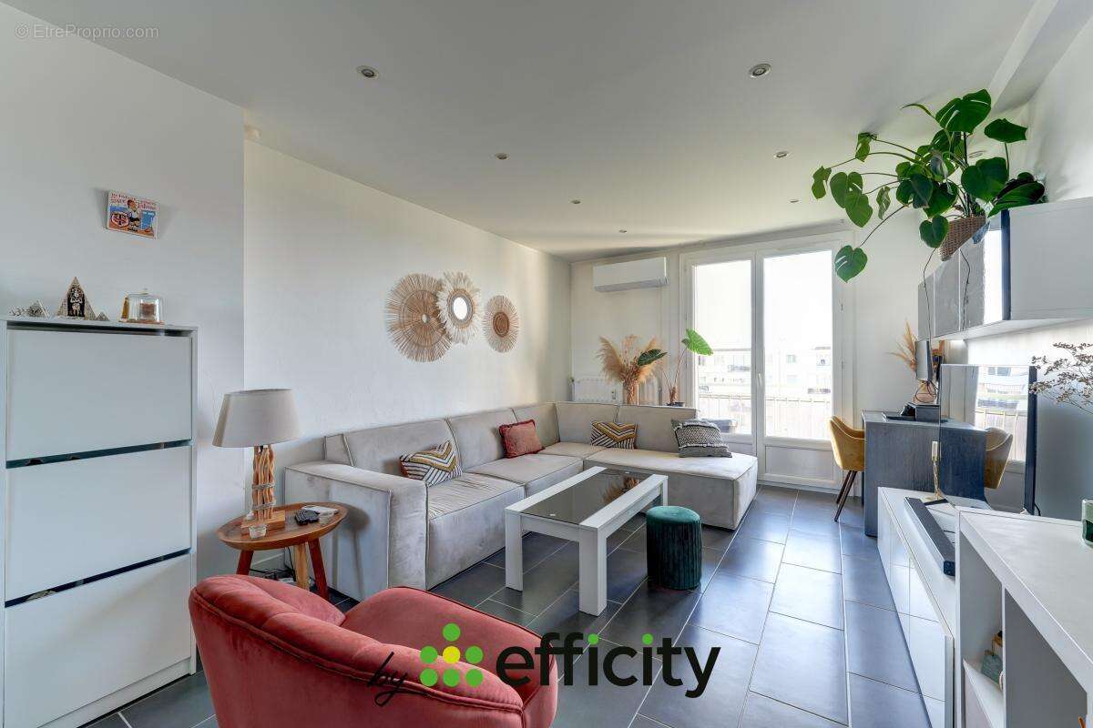Appartement à SAINT-PRIEST