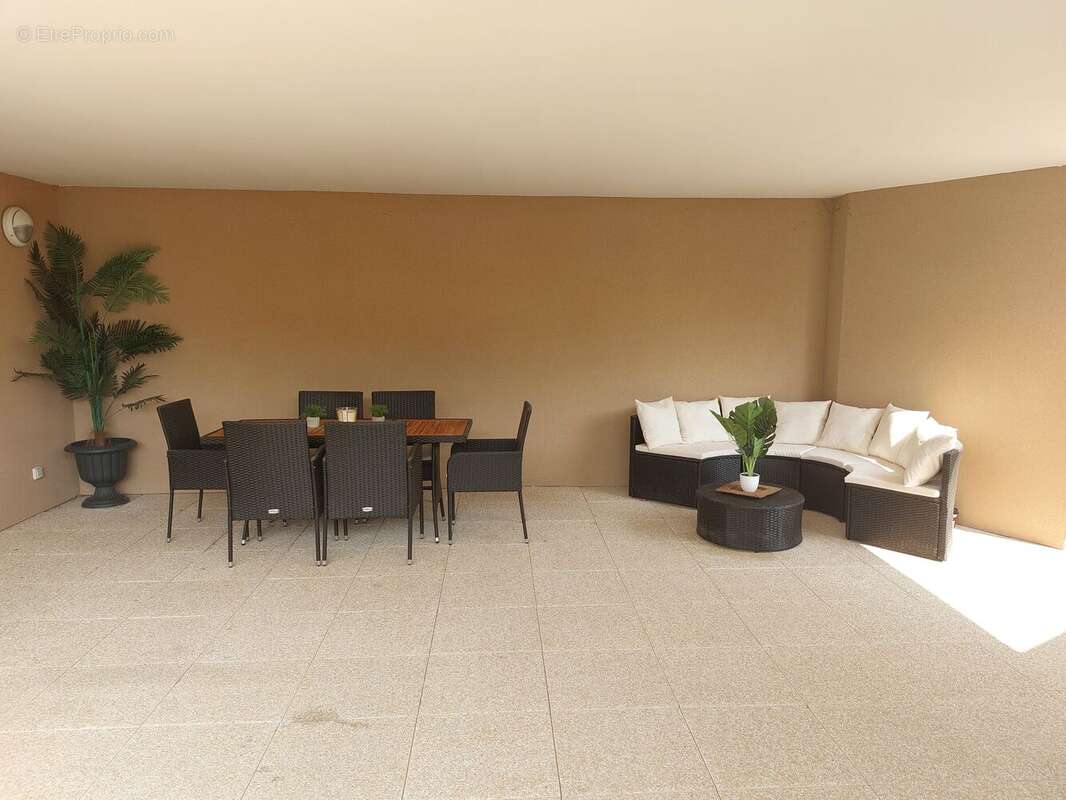 Appartement 81 m² à Marseille-13e  - photo 2