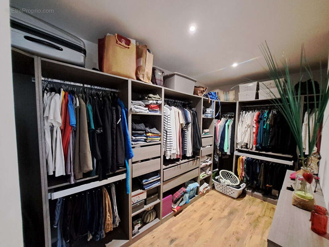 Maison à SAINT-CHRISTOPHE-DU-LIGNERON