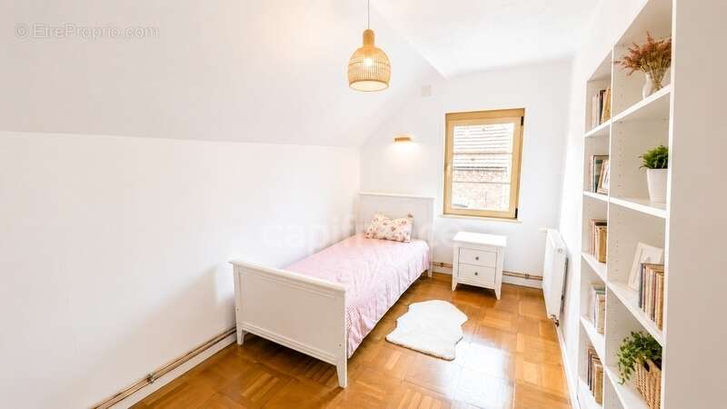 Maison individuelle Semi plain-pied - 117 m² - 3 chambres + bureau – cour – garage - dépendances – Valenciennes - photo 8