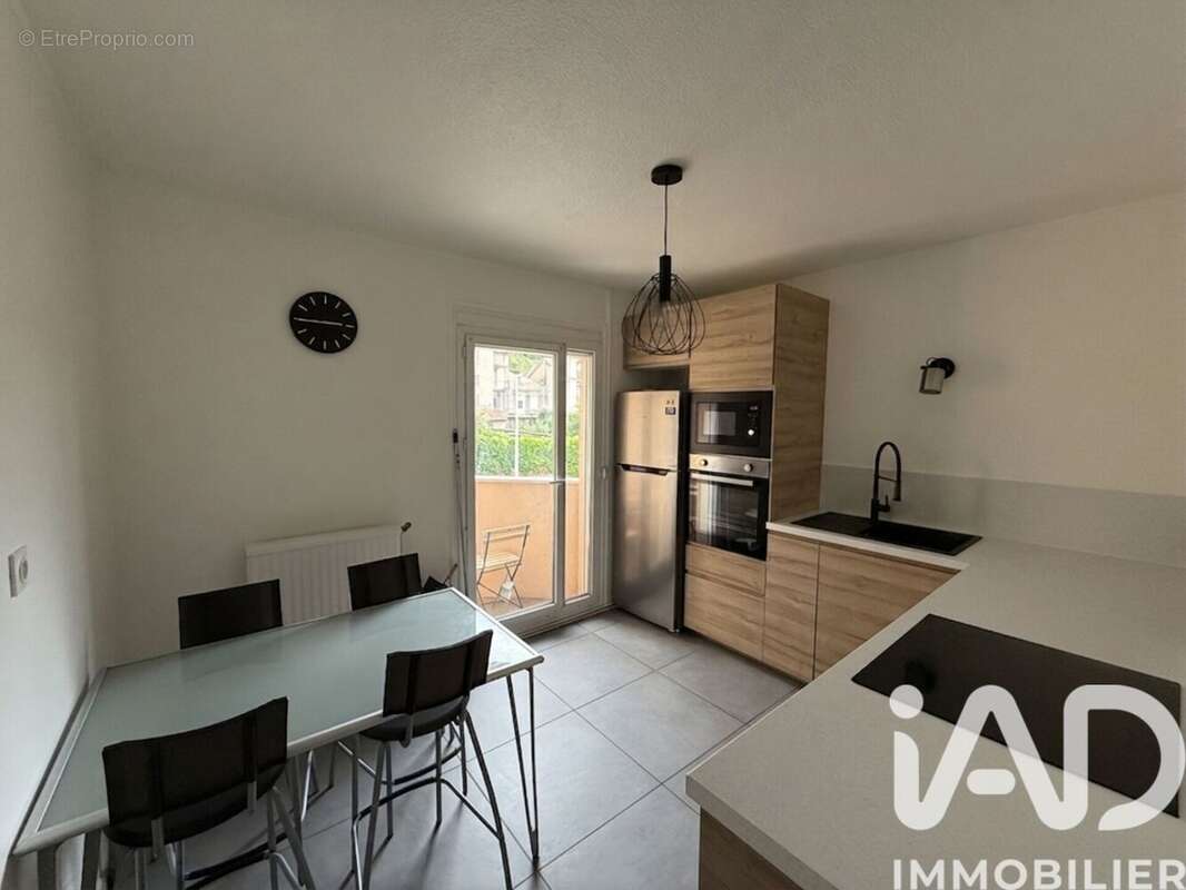 Appartement 66 m² à Roche-La-Moliere  - photo 6