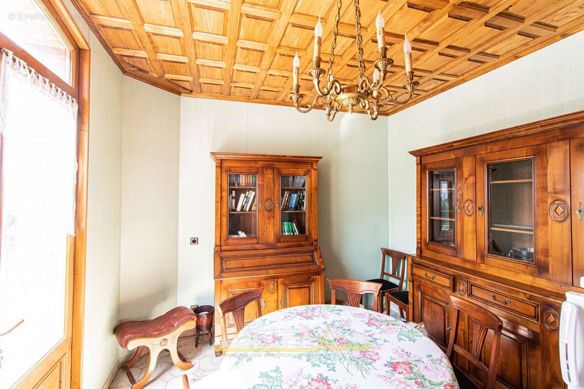 Maison 194 m² à Magland  - photo 8