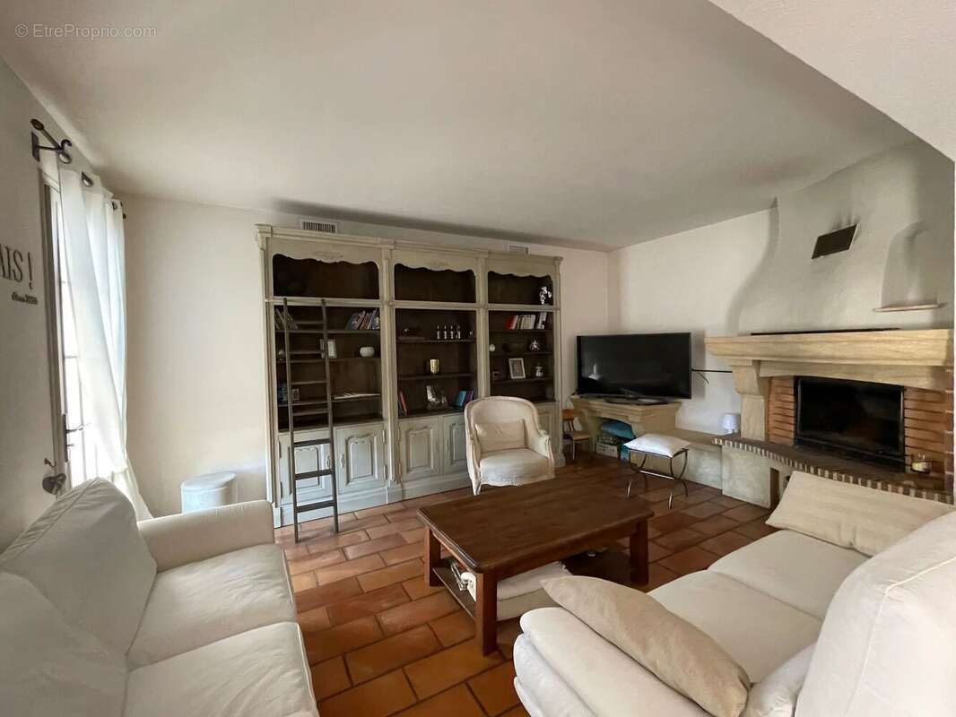 Maison à CABANNES