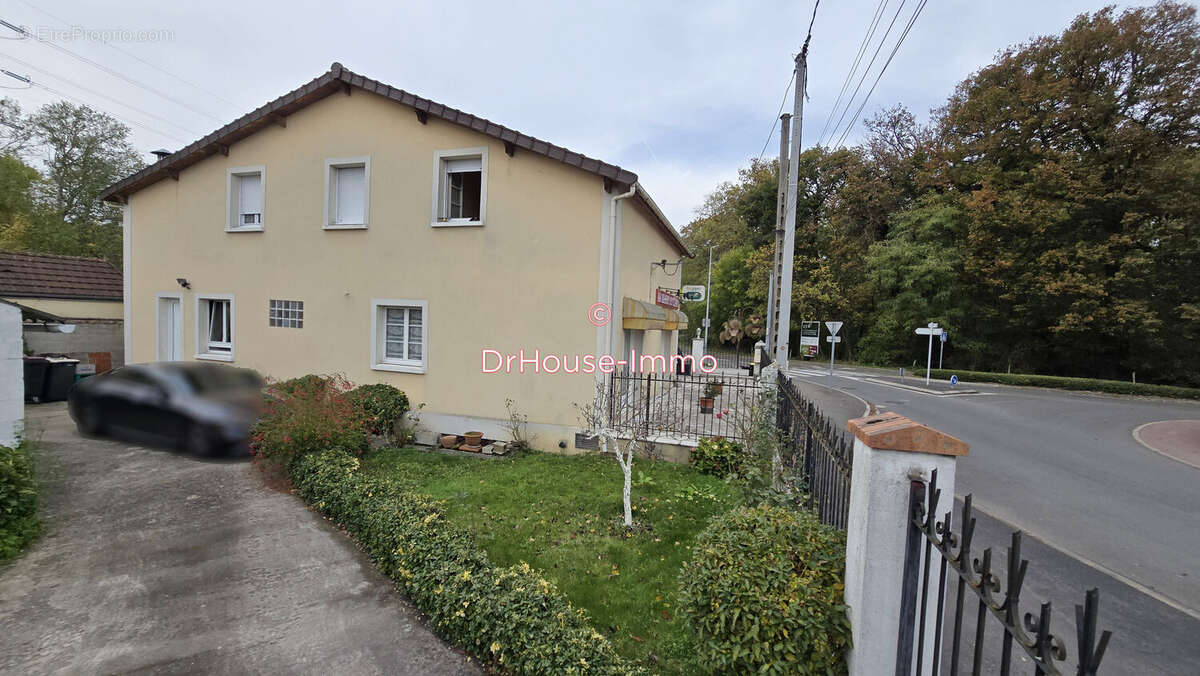 Commerce à SUCY-EN-BRIE