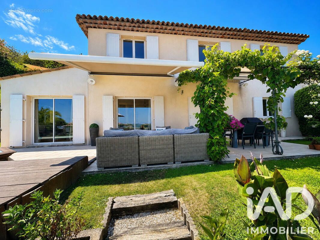 Photo 1 - Maison à MANDELIEU-LA-NAPOULE
