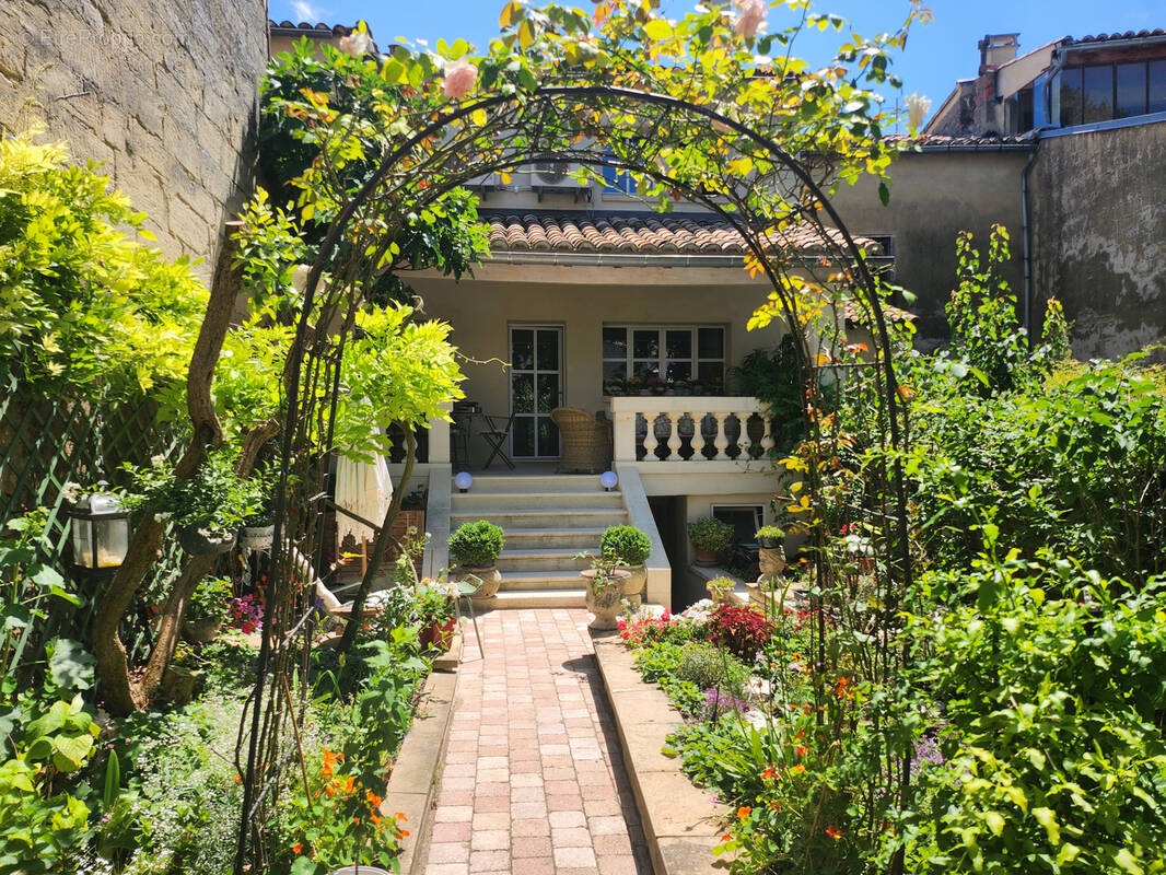 Maison à UZES